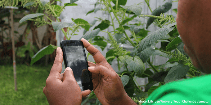Youth Challenge Vanuatu student Glenda Mass uses the e-learning platform from Upskill.